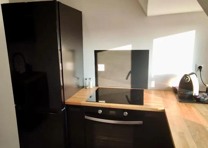 Michalowskiego W Poblizu Radiostacji *