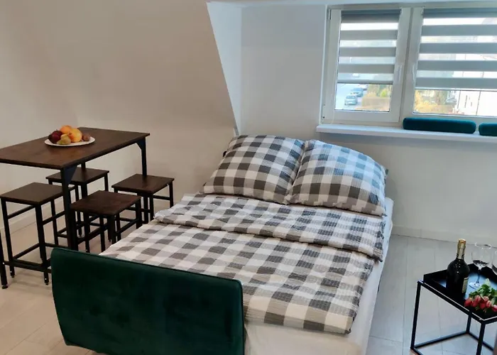 Michalowskiego W Poblizu Radiostacji Apartamento *